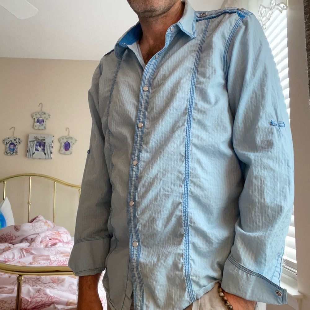I.N.C Men’s button down shirt, light blue, sz M